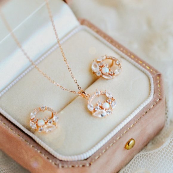 Gold Vermeil Rose Gold Fire Opal Floral Necklace - Picture 2 of 9